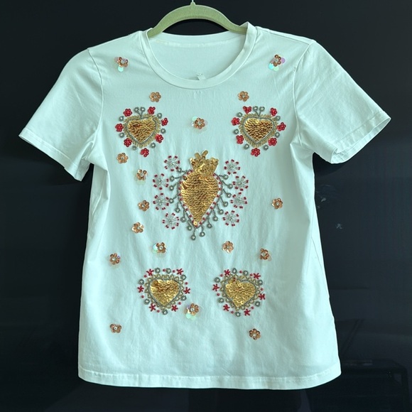 White T-Shirt with Gold and Red Embroidery Size S - Picture 7 of 13